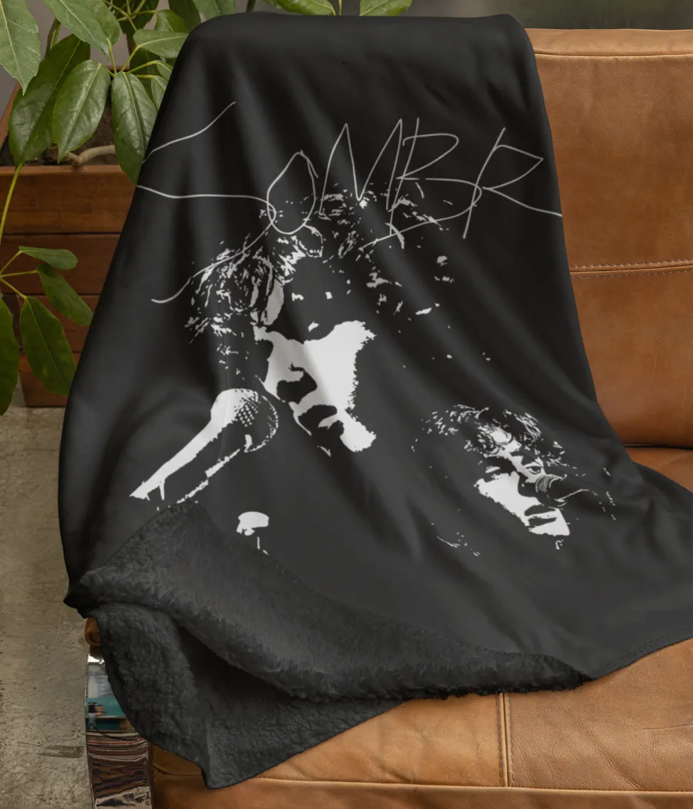 sombr signature blanket